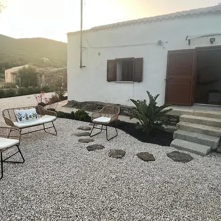Stazzu Baingiu San Teodoro (Sardinia)